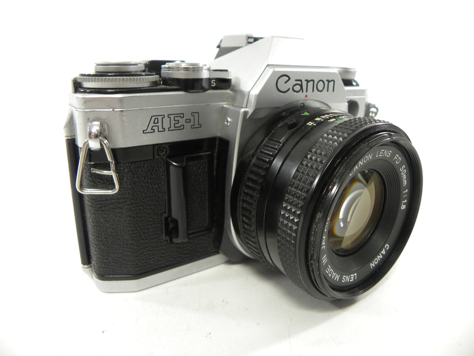 Canon AE-1 35mm SLR w/FD 50mm f1.8
