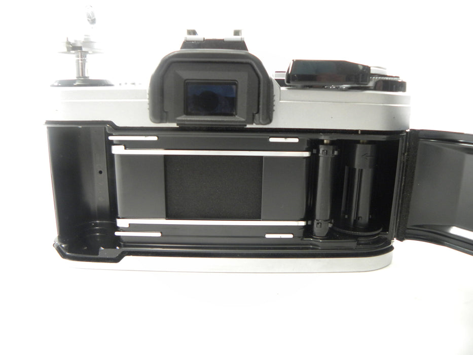 Canon AE-1 35mm SLR w/FD 50mnm f1.8
