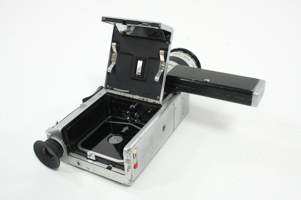 Canon Auto Zoom 814 Super 8 with a Canon 7.5-60mm f/1.4 Lens AS-IS