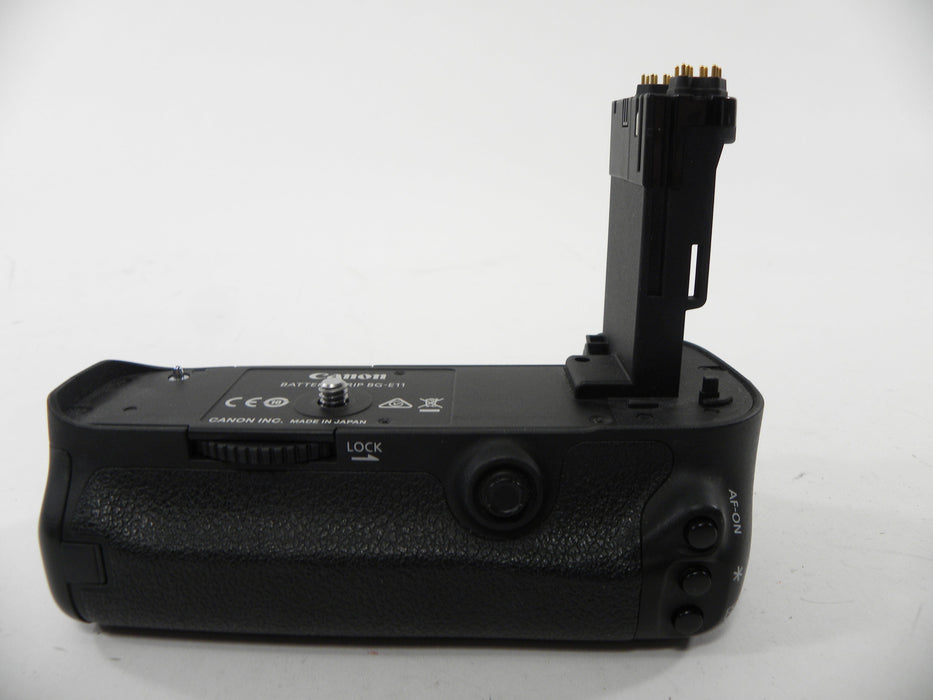 Canon BG-E11 Battery Grip for Canon Mark 5D III