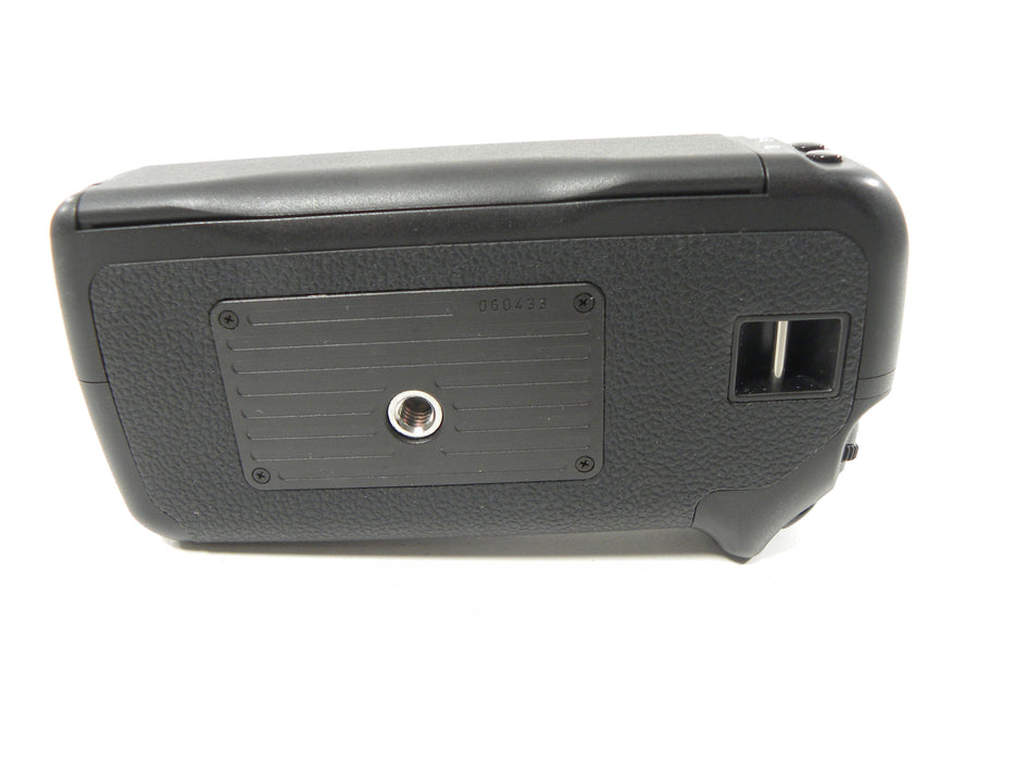 Canon BG-E2 Battery Grip for 20/30/40D cameras