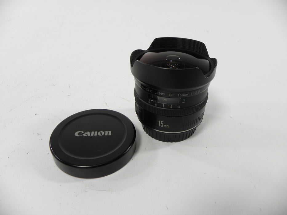 Canon EF 15mm f2.8 Fisheye lens