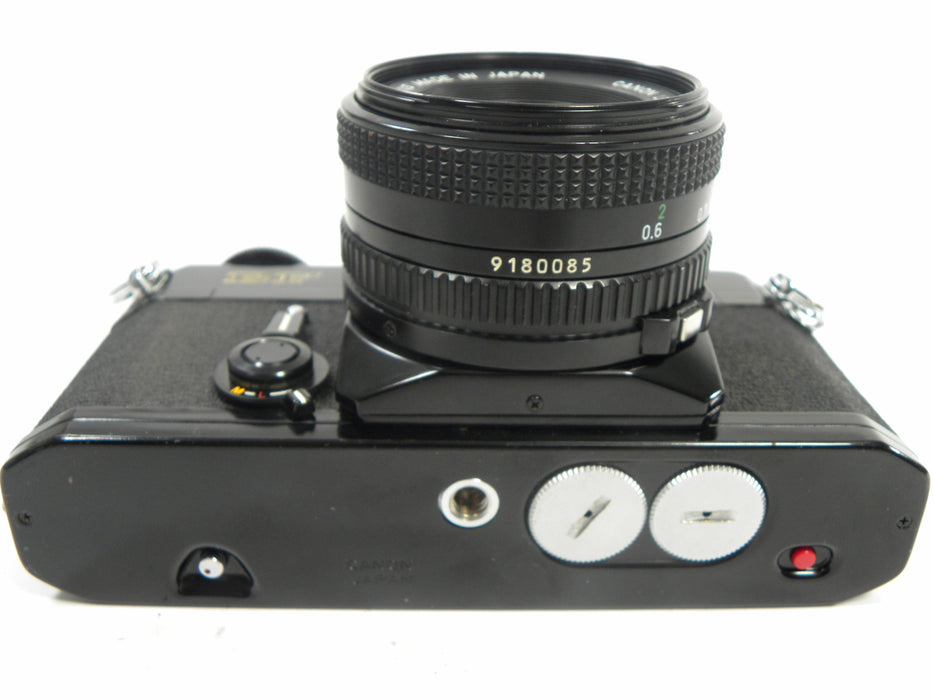 Canon EF 35mm SLR w/FD 50mm f1.8
