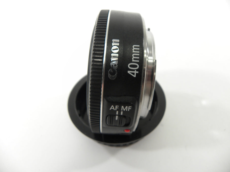 Canon EF 40mm f2.8 STM