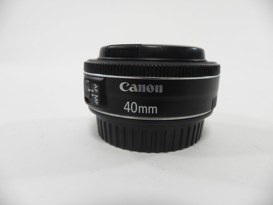 Canon EF 40mm f2.8 STM
