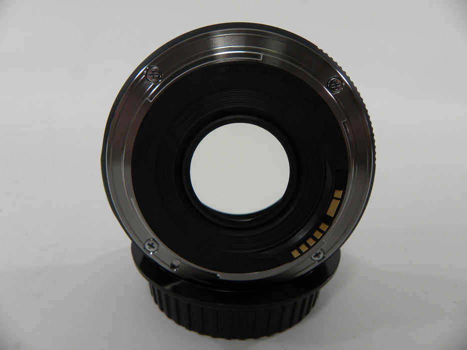 Canon EF 50mm f1.8 STM