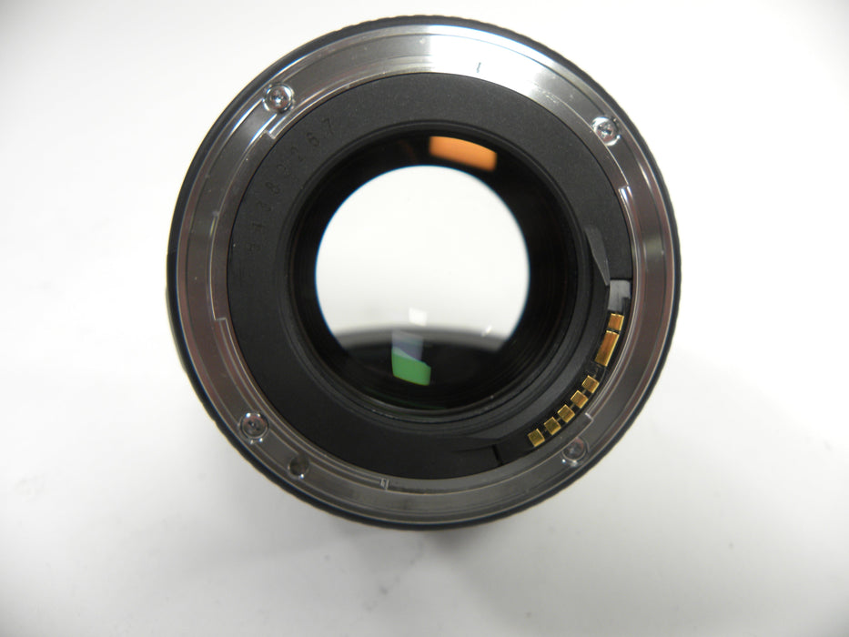 Canon EF 85mm f1.8 USM