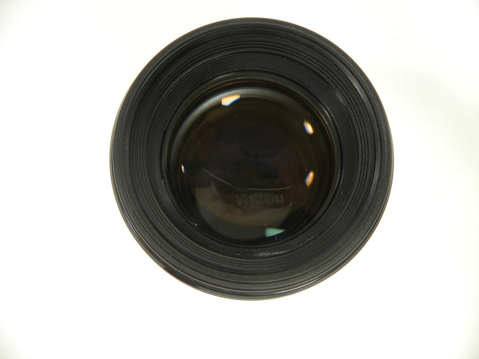 Canon EF 85mm f1.8 USM