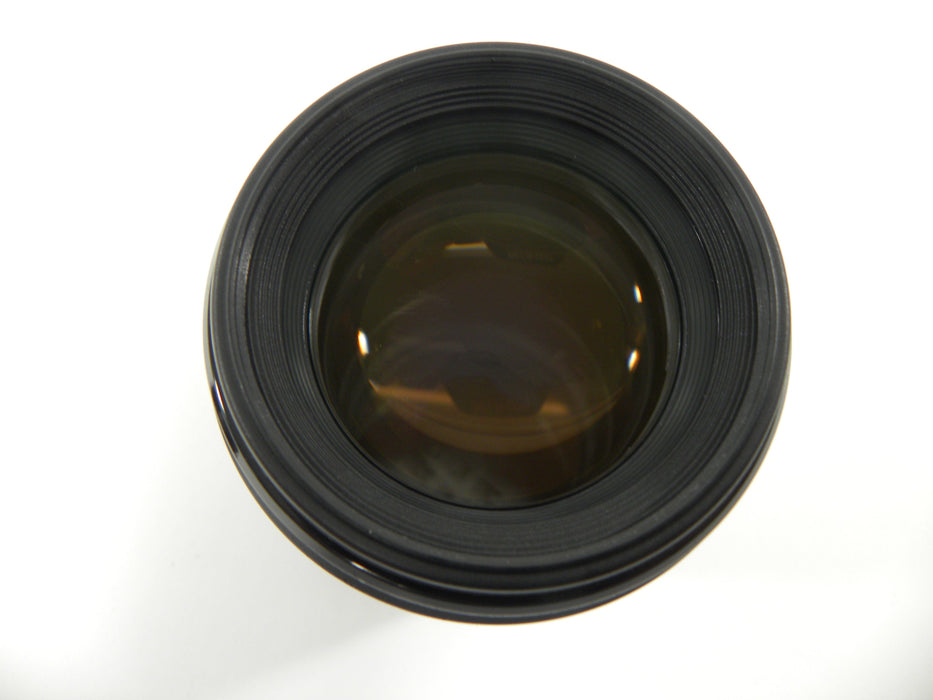 Canon EF 85mm f1.8 USM