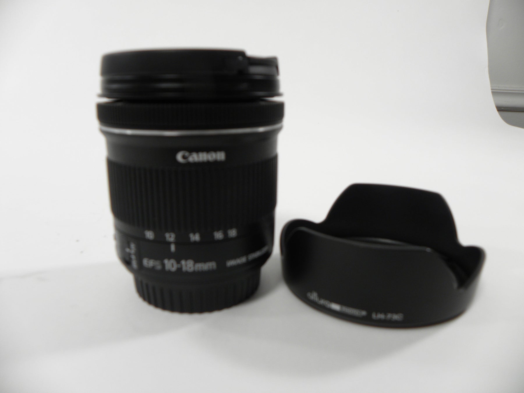 Canon EF-S 10-18mm f4.5-5.6 IS STM