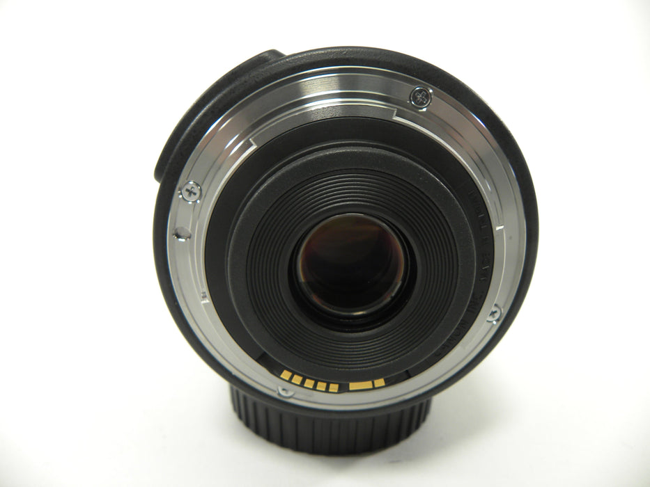 Canon EF-S 18-135mm f3.5-5.6 IS STM