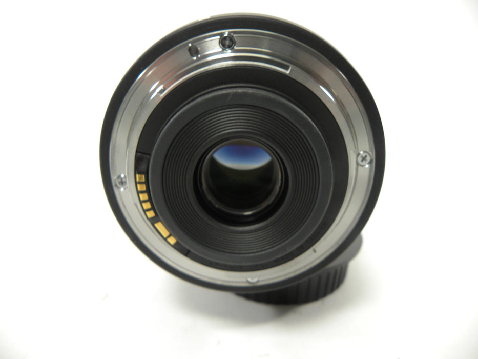 Canon EF-S 18-135mm f3.5-5.6 IS USM