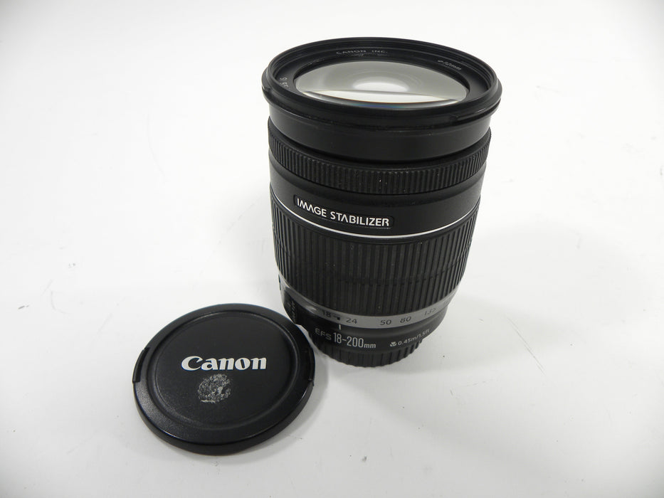 Canon EF-S 18-200mm f3.5-5.6 IS
