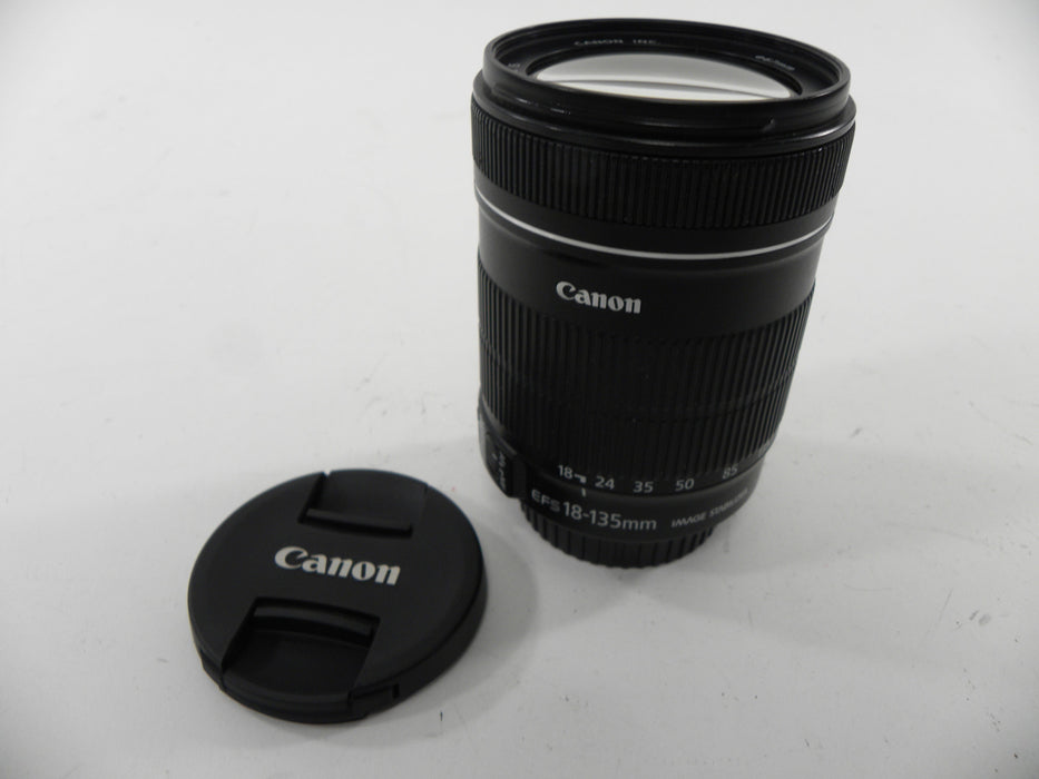 Canon EF-S Zoom 18-135mm f3.5-5.6 IS