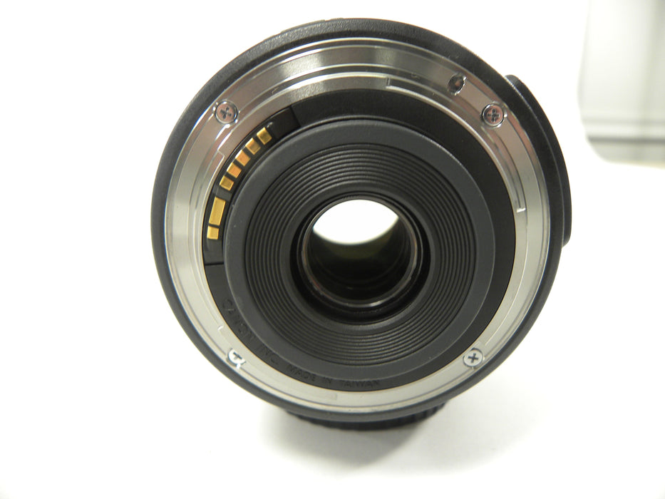 Canon EF-S Zoom 18-135mm f3.5-5.6 IS STM