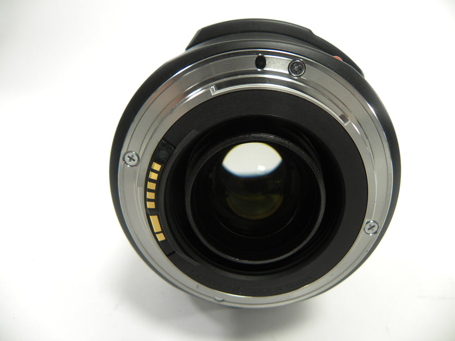 Canon EF Zoom 28-135mm f3.5-5.6 IS