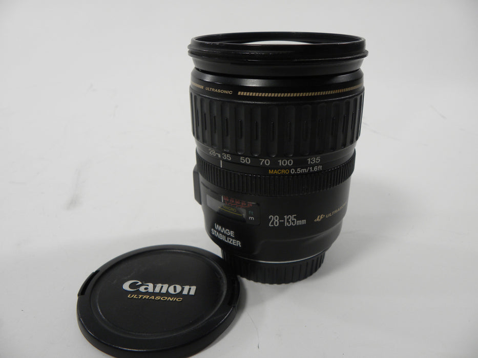 Canon EF Zoom 28-135mm f3.5-5.6 IS