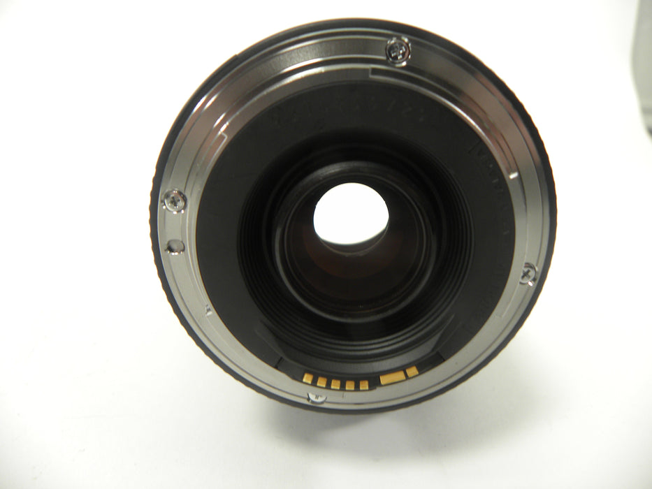 Canon EF Zoom 75-300mm f4-5.6 III