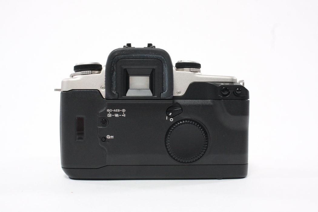 Canon Elan IIE with 28-80mm f/3.5-5.6 III Lens