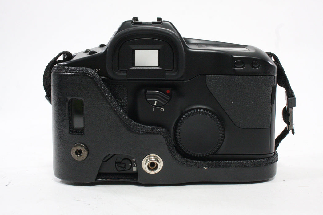 Canon EOS 1 35mm SLR Camera Body
