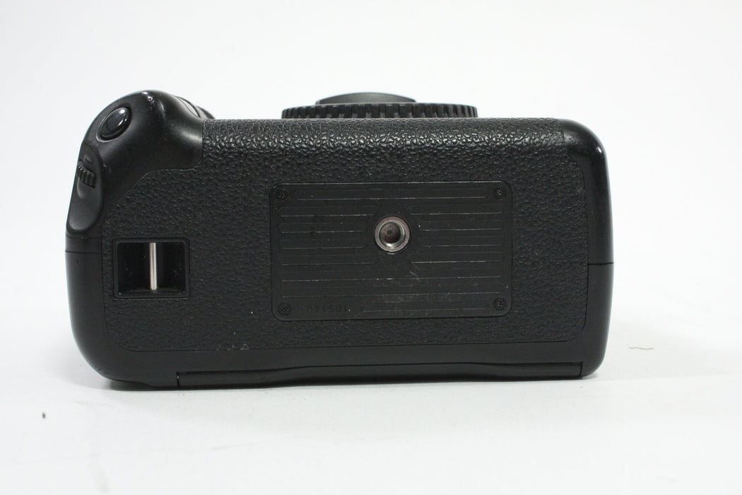 Canon EOS 20D DSLR Camera with BG-E2 Battery Grip (Shutter Count N/A)