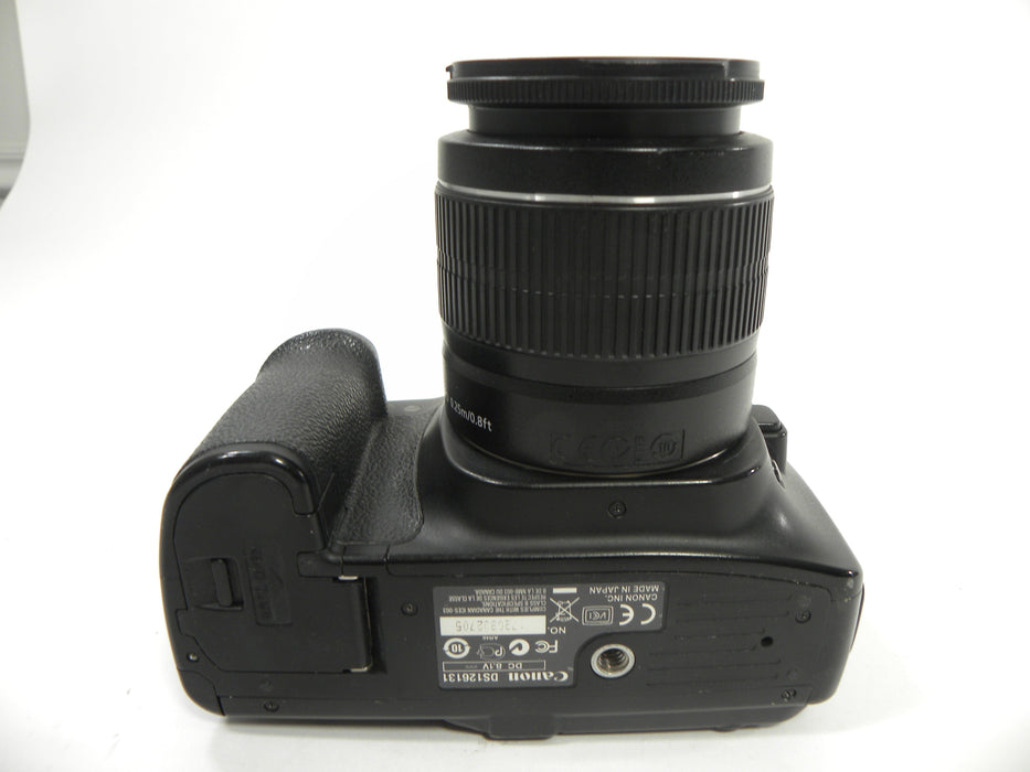Canon EOS 30D 8.2mp Digital SLR w/Canon EF-S 18-55 IS II S/C N/A