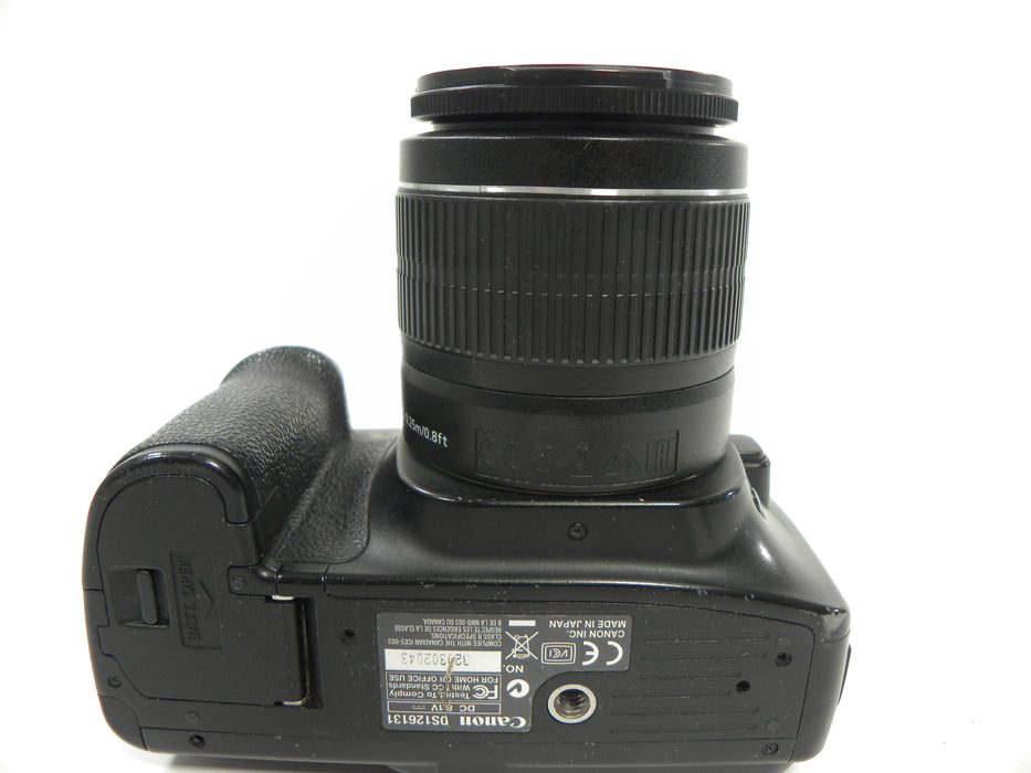Canon EOS 30D 8.2mp Digital SLR w/EF-S 18-55 IS II S/C N/A