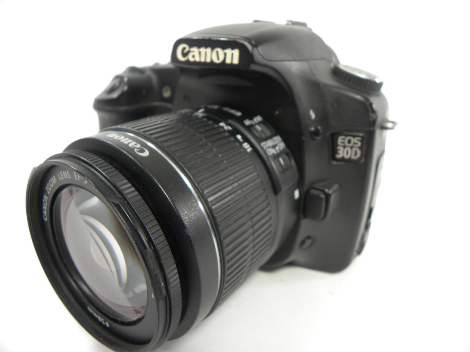 Canon EOS 30D 8.2mp Digital SLR w/EF-S 18-55 IS II S/C N/A