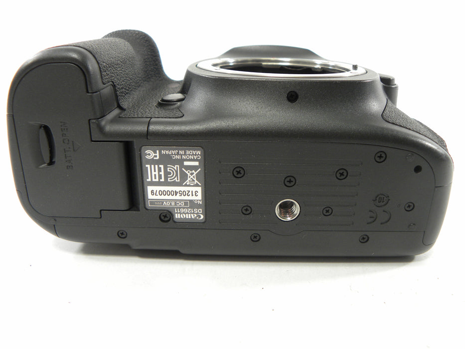 Canon EOS 5D SR 50.6mp Digital SLR body only Shutter Ct. 35,078