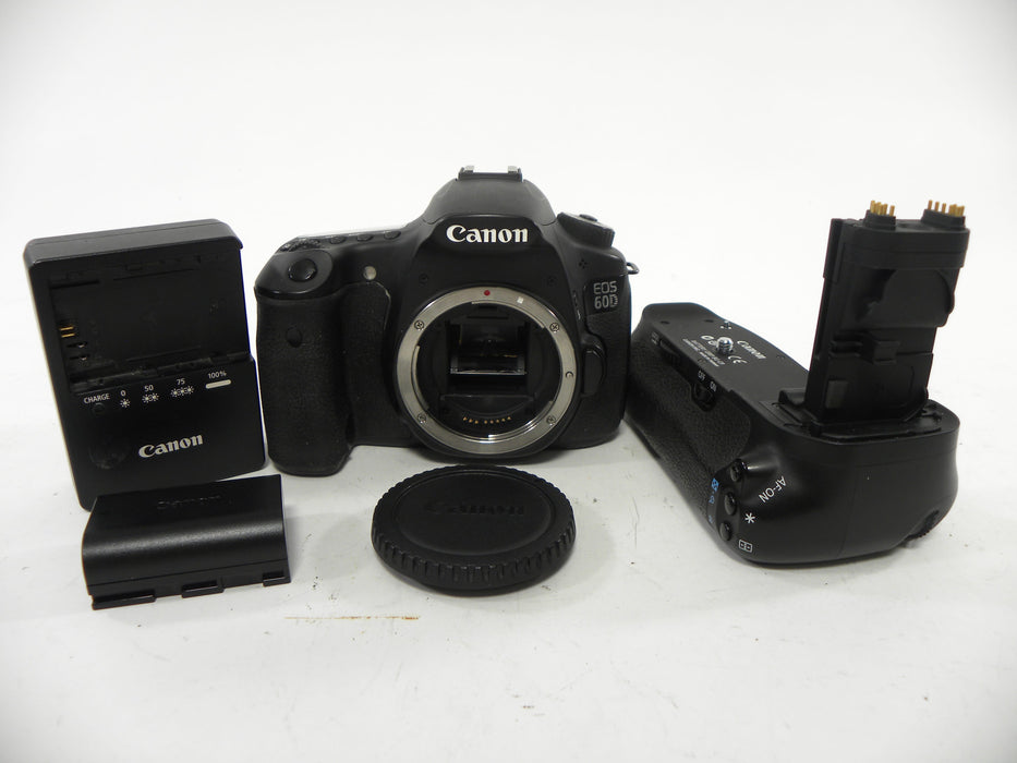 Canon EOS  60D 18mp Digital SLR Body Only Shutter Ct. 36,825 w/BG-E9 Grip