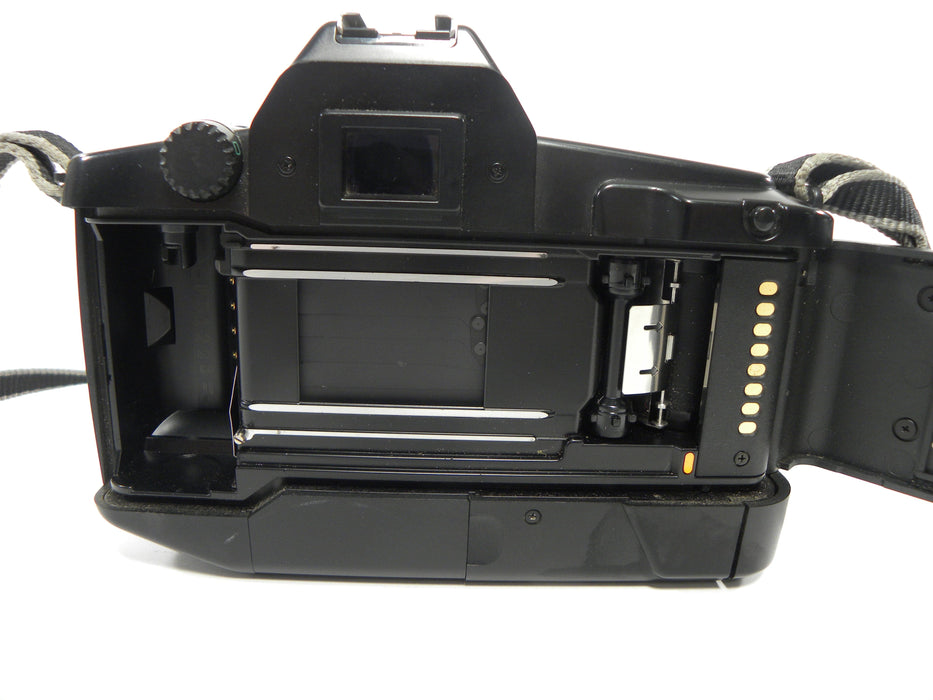 Canon EOS 650 35mm SLR Body Only