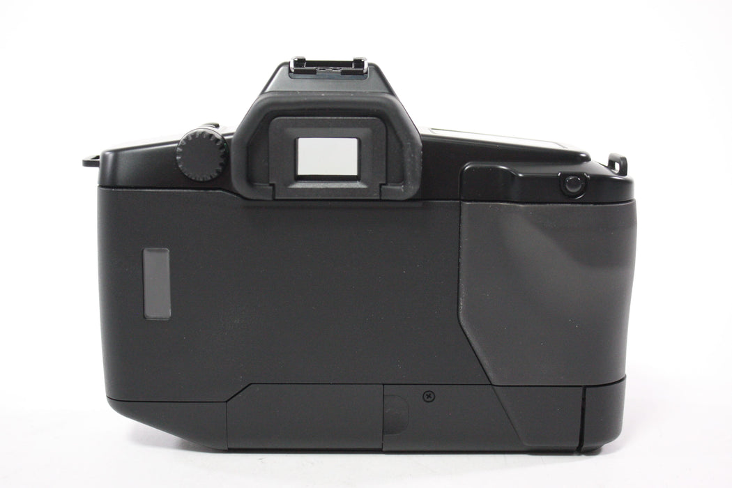 Canon EOS 650 35mm SLR Camera Body