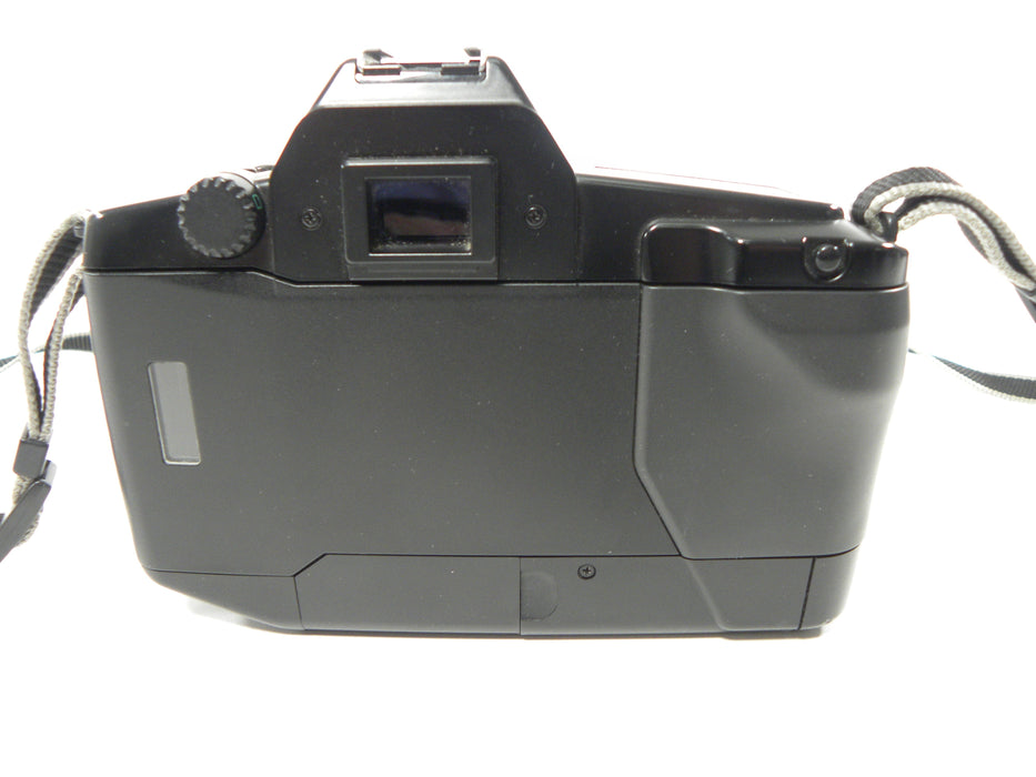 Canon EOS 650 35mm SLR Camera Body Only