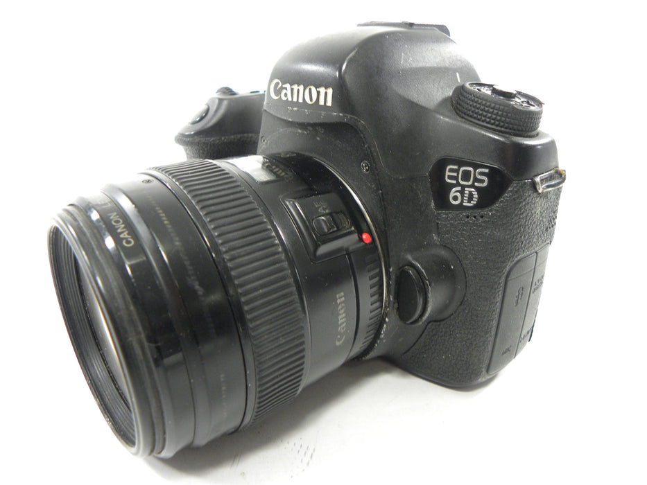 Canon EOS 6D 20.2m Digital SLR w/85mm f1.8 Shutter Ct. 156,543 AS IS No Returns!!
