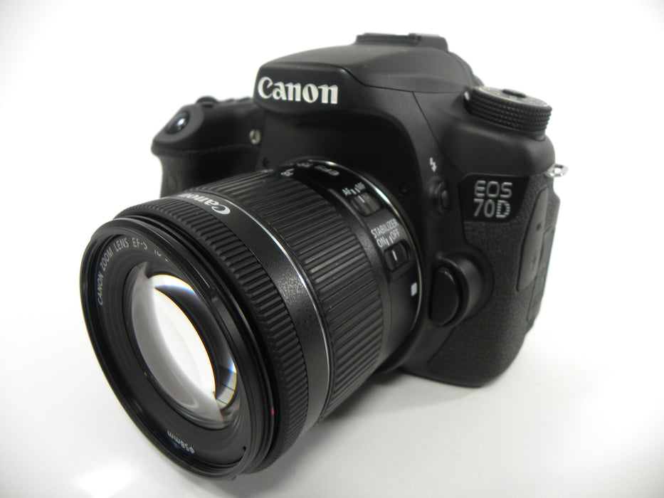 Canon EOS 70D 20.2mp Digital SLR w/EF-S 18-55 IS STM Shutter Ct. 13,227