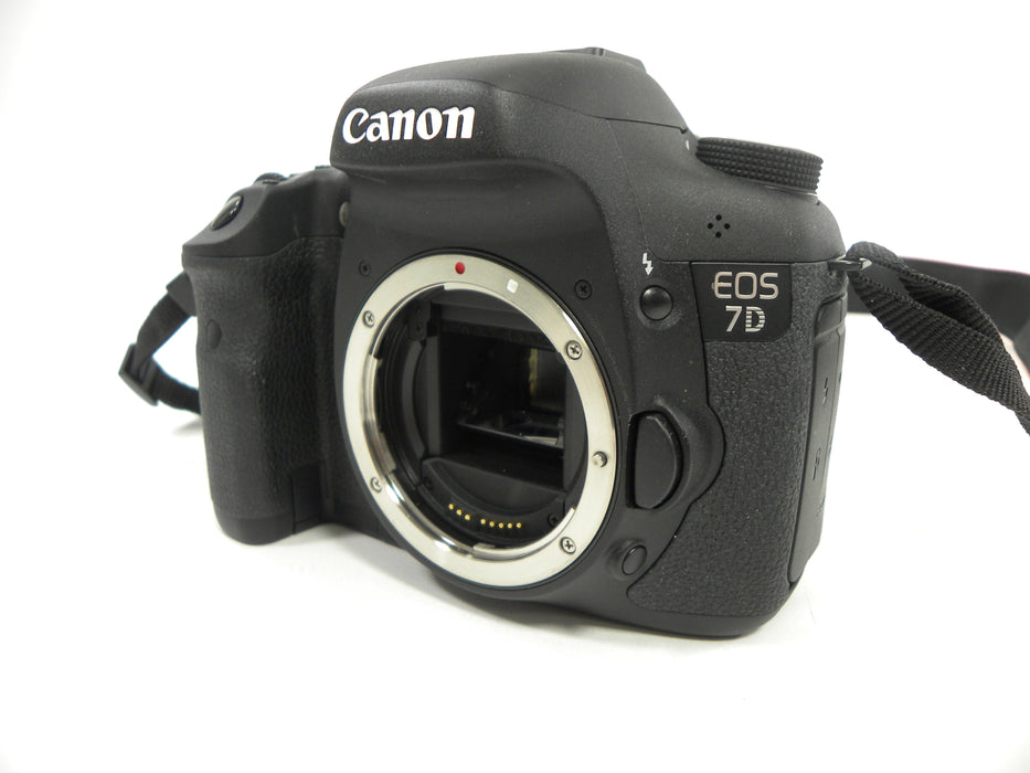 Canon EOS 7D 18.0mp Digital SLR Body Only Shutter Ct. 244