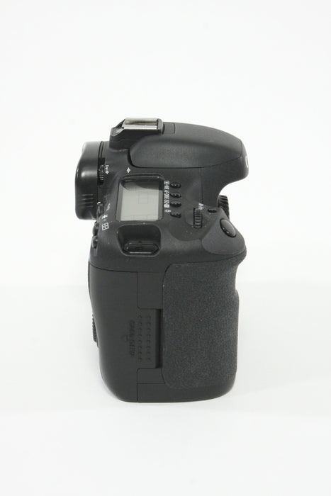 Canon EOS 7D Body Only - Shutter Count 10195