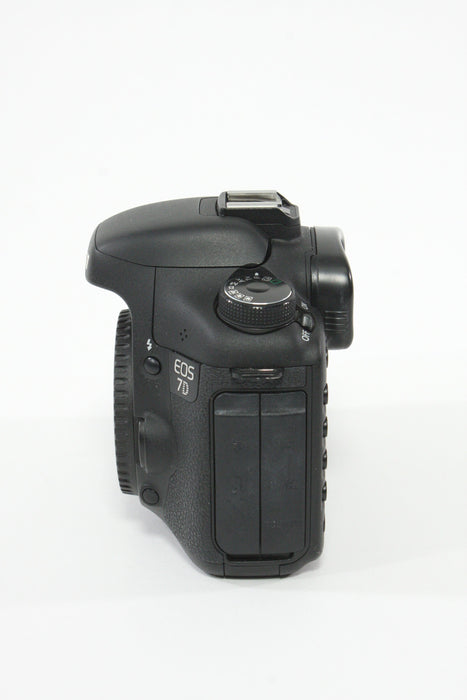 Canon EOS 7D Body Only - Shutter Count 10195
