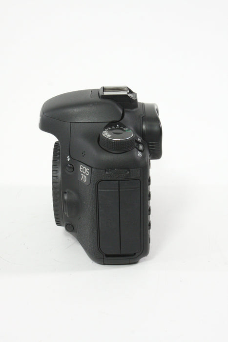 Canon EOS 7D Body Only - Shutter Count 572