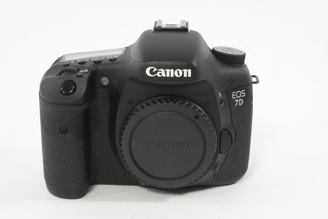 Canon EOS 7D Body Only - Shutter Count 572