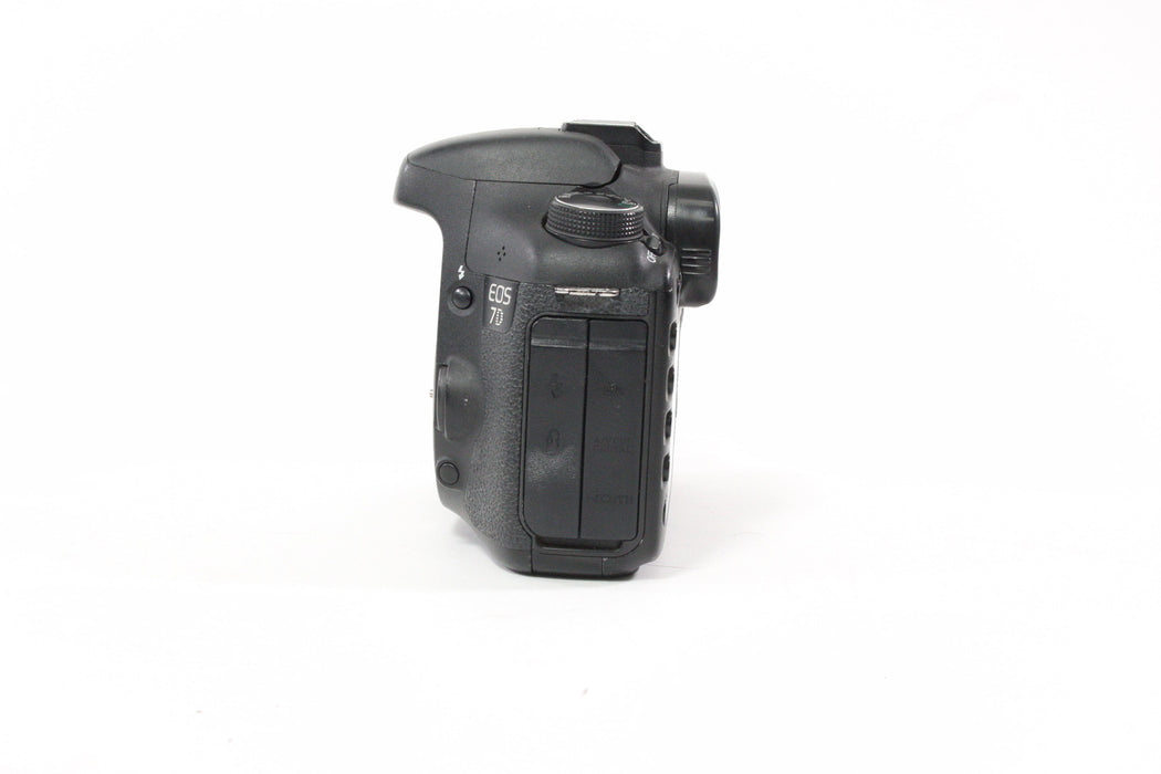 Canon EOS 7D Digital Camera Shutter Count # 134,448