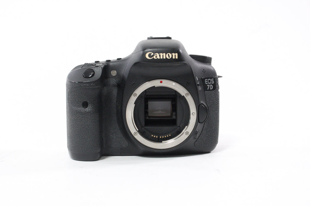 Canon EOS 7D Digital Camera Shutter Count # 134,448