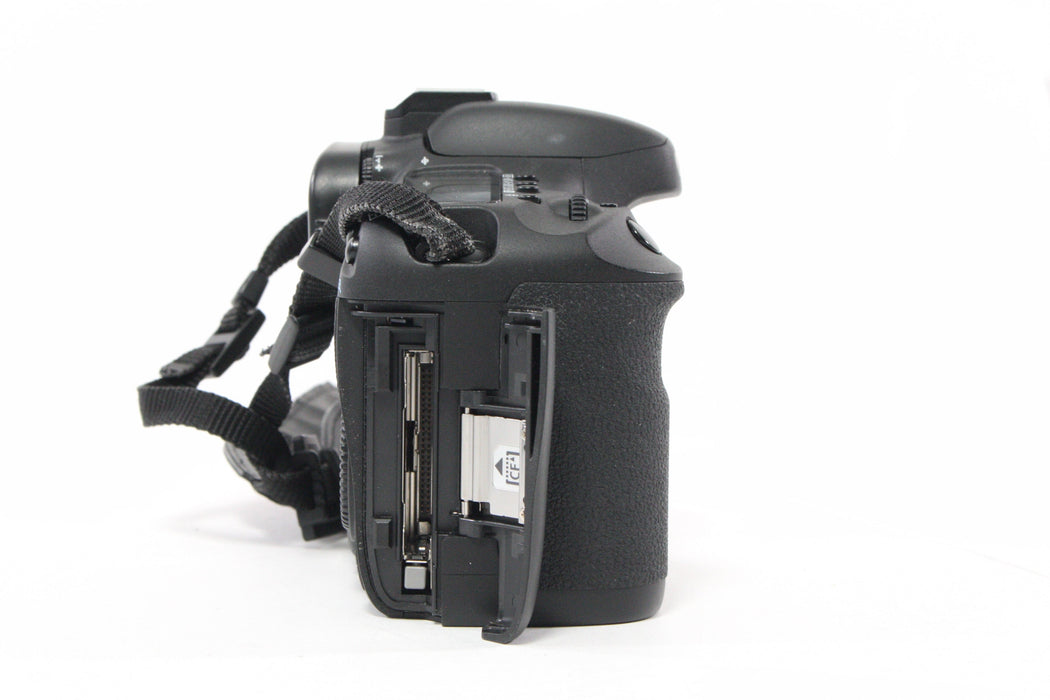 Canon EOS 7D DSLR Camera Body with a Shutter Count of 15,607
