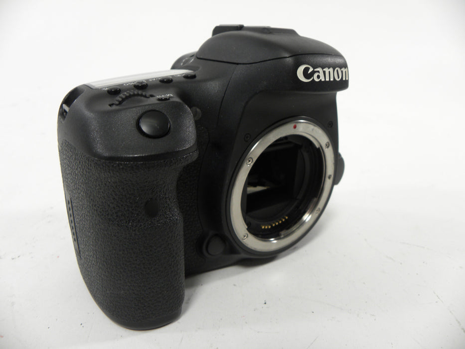 Canon EOS 7D Mark II 20.2mp Digital SLR Body Only Shutter Ct. 22,732