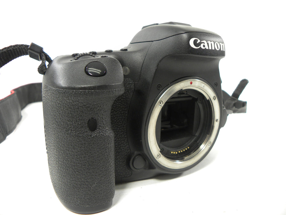 Canon EOS 7D Mark II 20.2mp Digital SLR Body Only Shutter Ct. 265,639