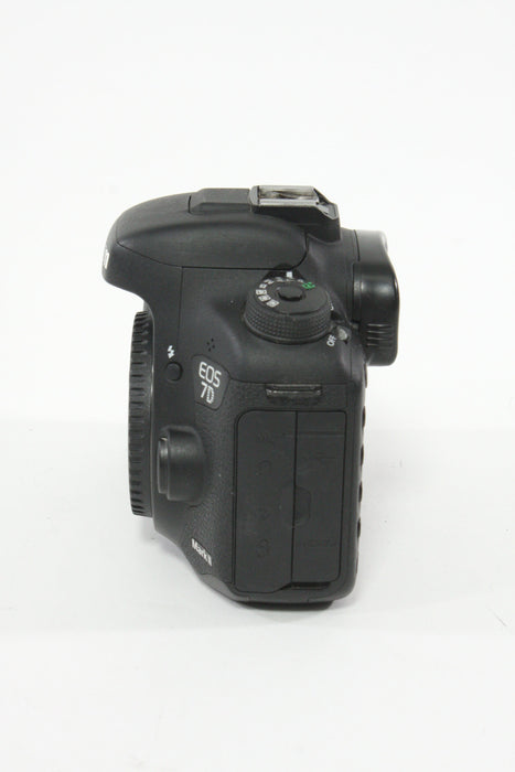 Canon EOS 7D Mark II Body Only - Shutter Count 11846