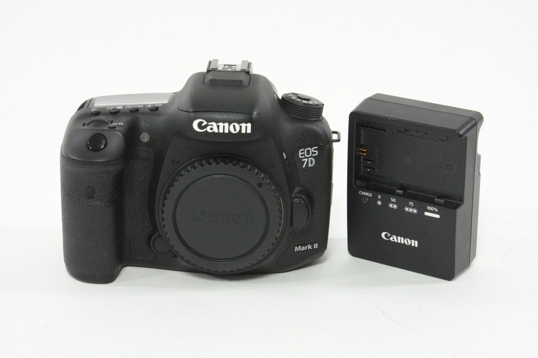 Canon EOS 7D Mark II Body Only - Shutter Count 11846