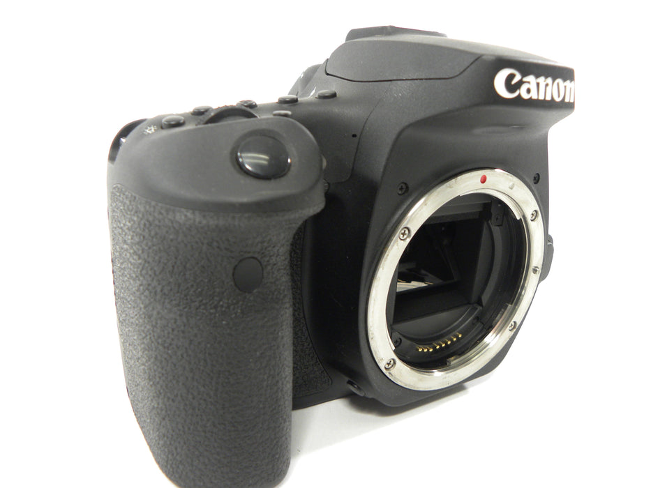 Canon EOS 90D 32.5mp Digital SLR Body Only Shutter Ct. <1000