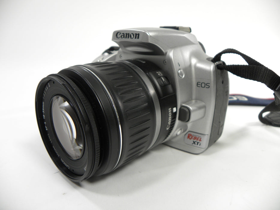 Canon EOS Digital Rebel XTi 10mp camera w/EF-S 18-55 f3.5-5.6 II