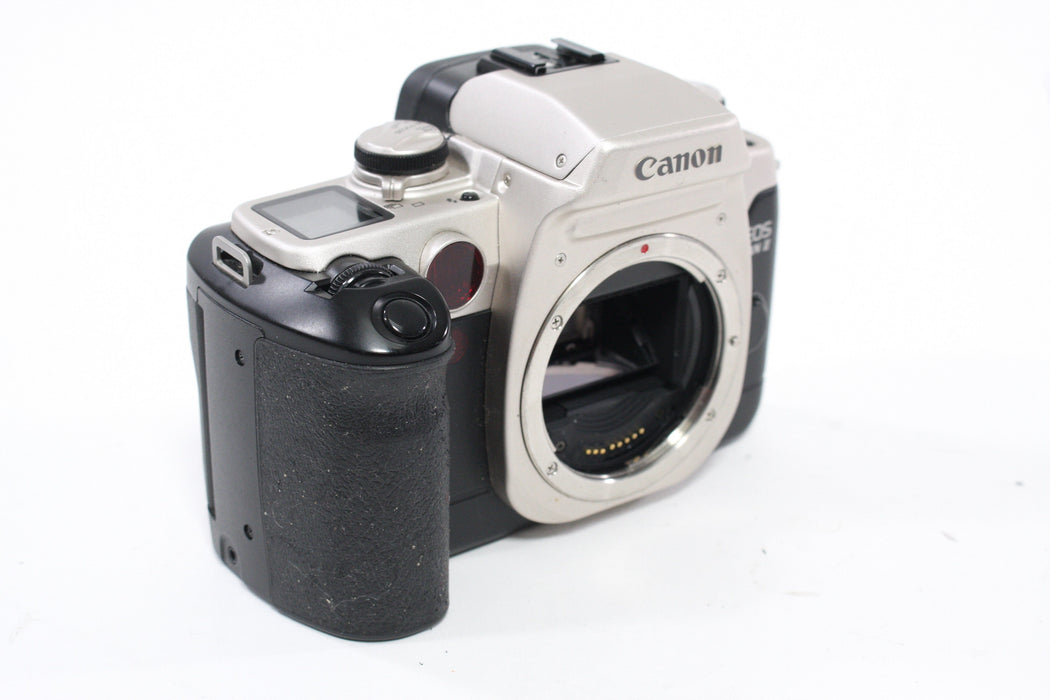 Canon EOS  Elan II 35mm SLR Camera Body